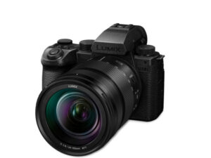 Panasonic-lumix-s5-iix-24-105-1-39
